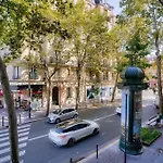 Charming Haussmannian 3-Bedroom Apartment - Paris 16