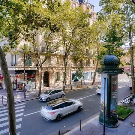 Charming Haussmannian 3-bedroom - 16 * Parigi